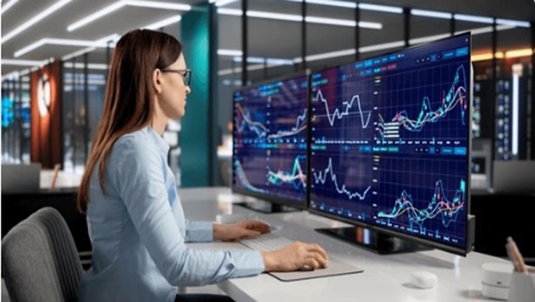 What Is Online Stock Trading? Accountant Explains